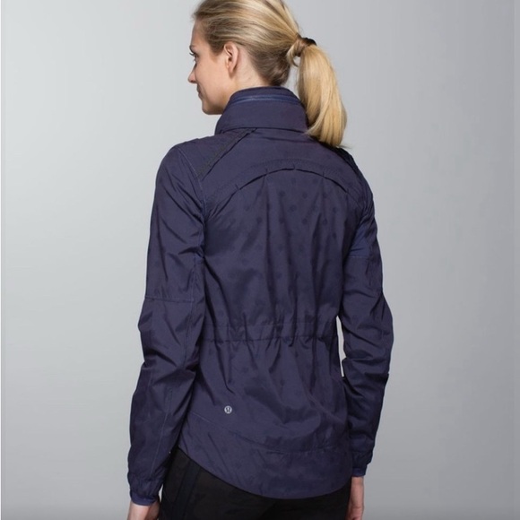 Lululemon Jacket - Picture 2 of 5